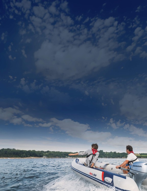 Long Tiller Handle and Up-Front Tiller Controls