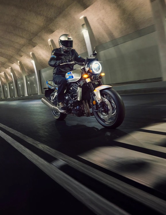 2026-cb1000f-product-page-header-mobile-1600-x-2080