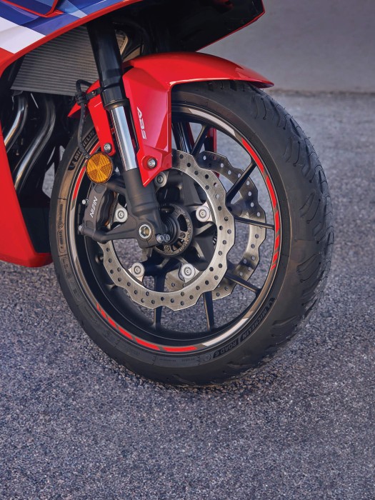 Disc Brakes with ABS Disc Brakes with ABS