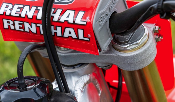 New Tripleclamps, Axle, and Steering Stem