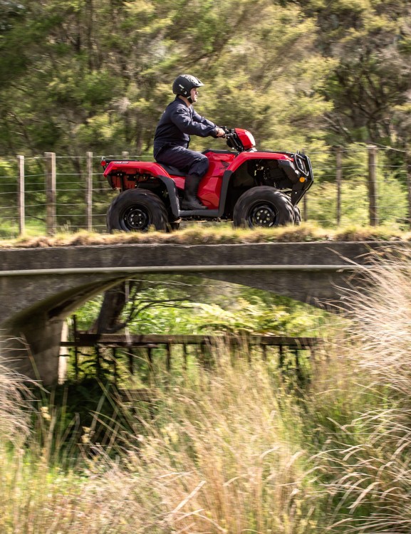 TRX520FM6 trx520fm6-product-page-hero-mobile-1600x2080