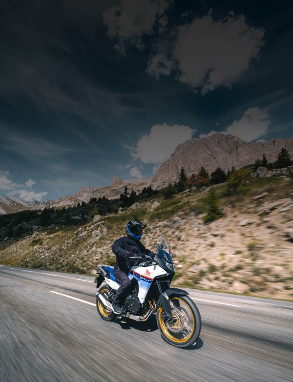 755c Parallel Twin Engine